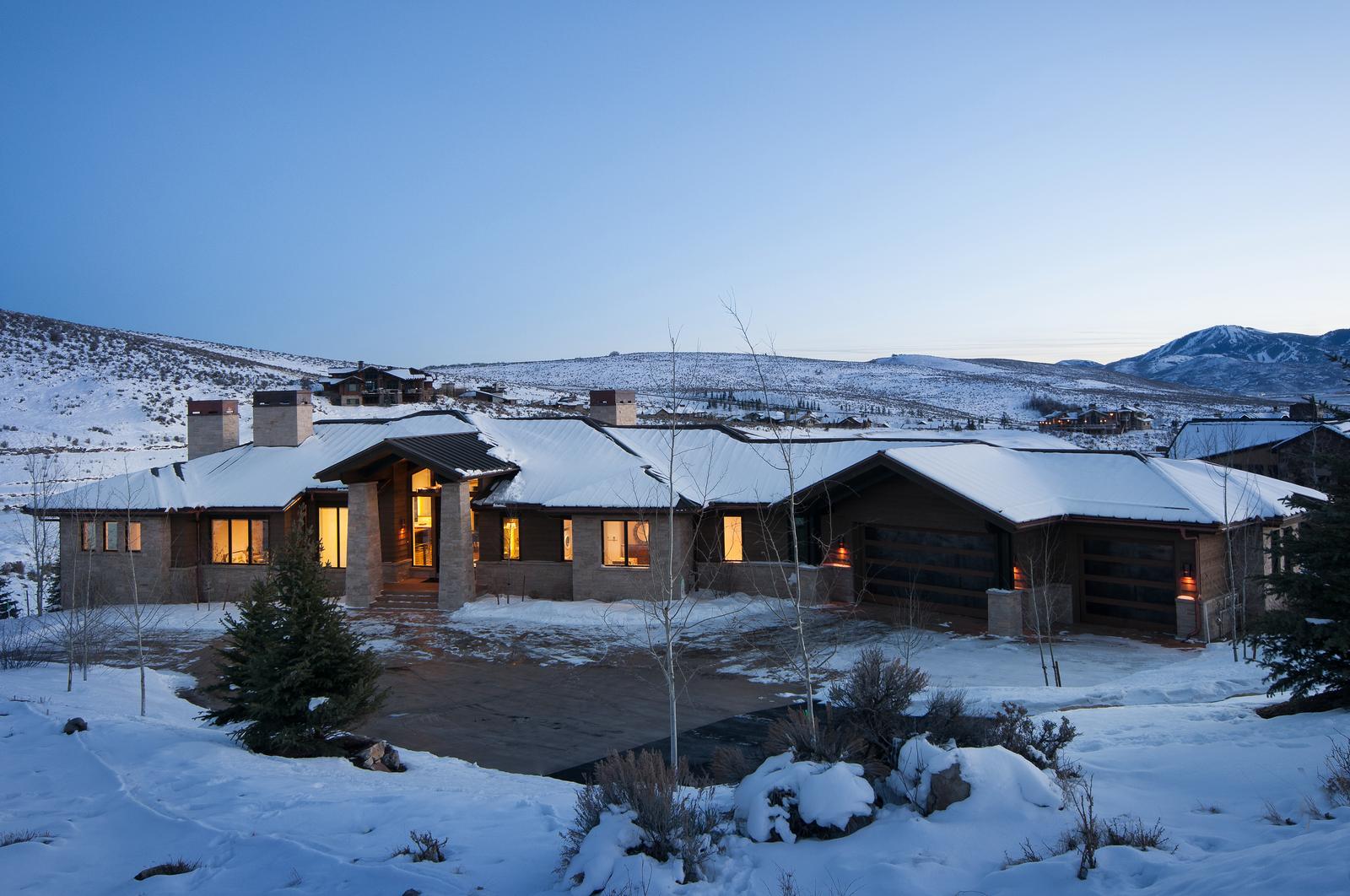 Park Summit 8 — exterior